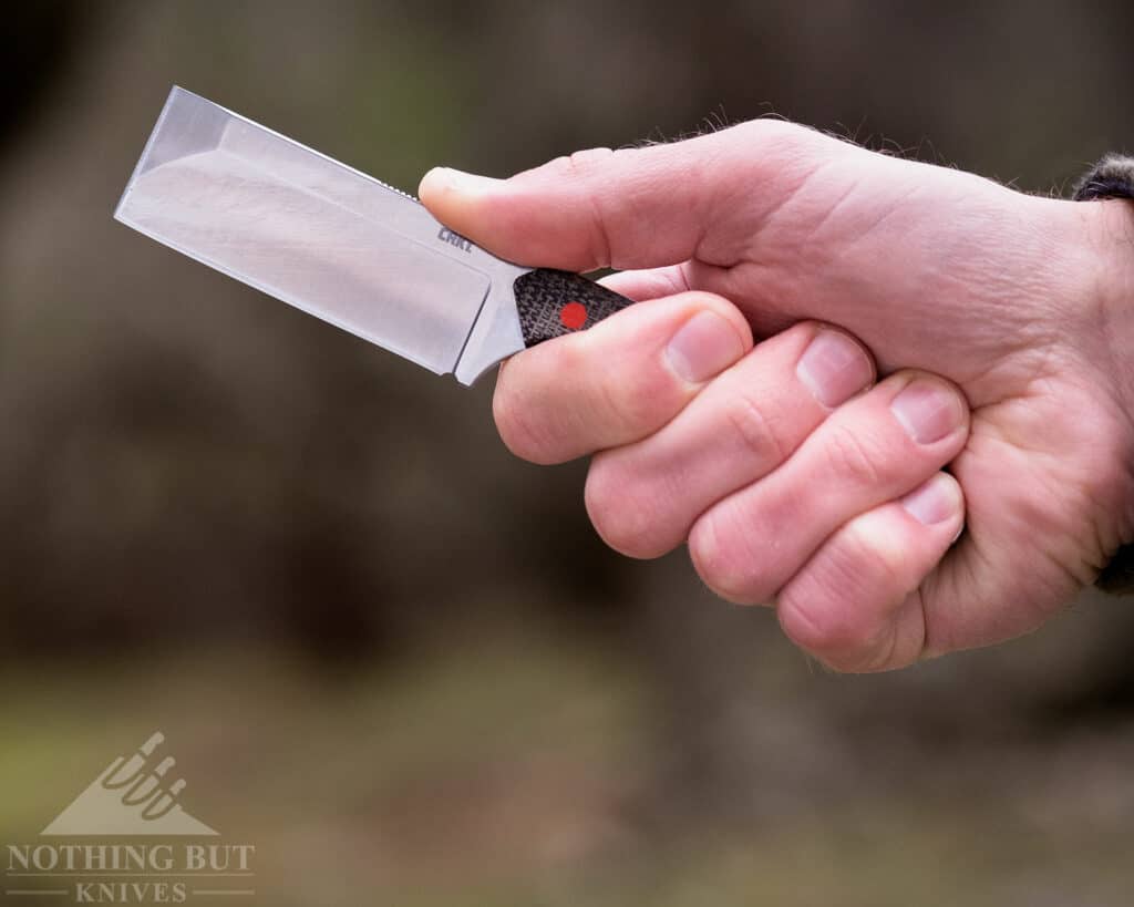 The handle of the CRKT Razel is fairly ergonomic. 