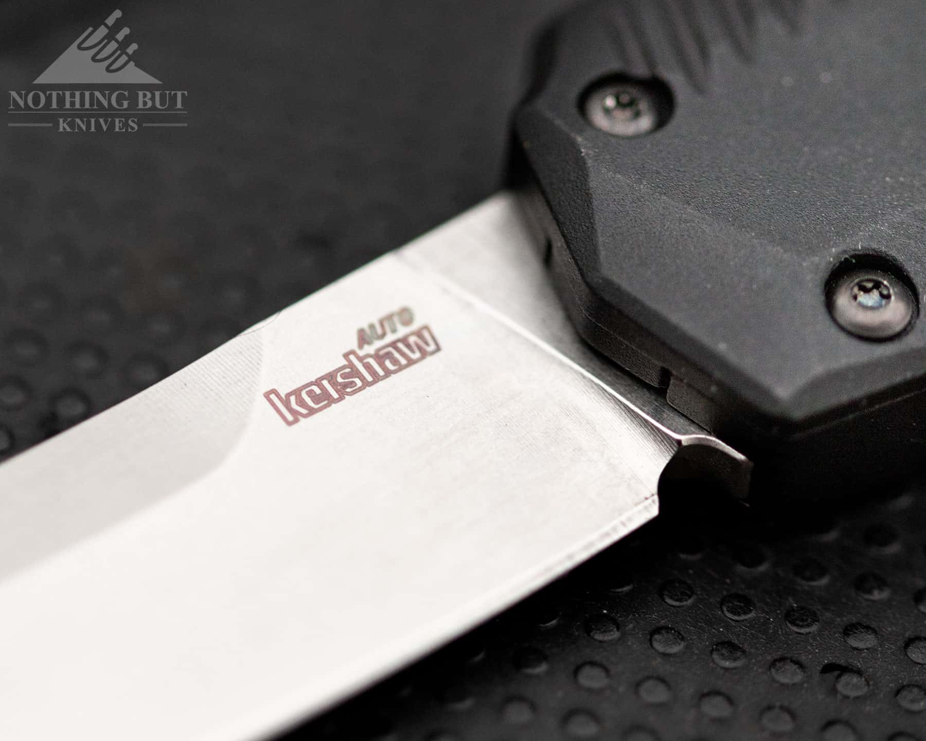 The Kershaw logo on the Livewire blade is small enough to not be distracting. 