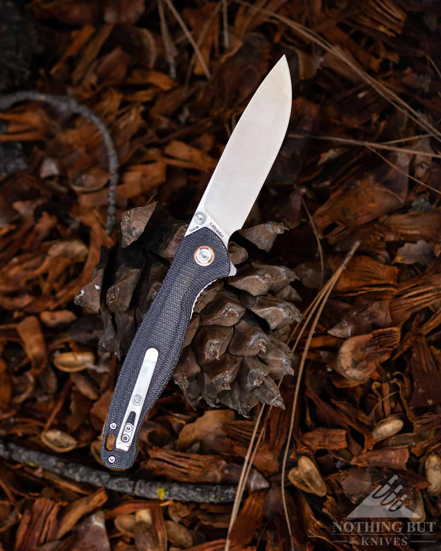 The Labrador—from its ergonomics to the blade grind, is designed to be used.