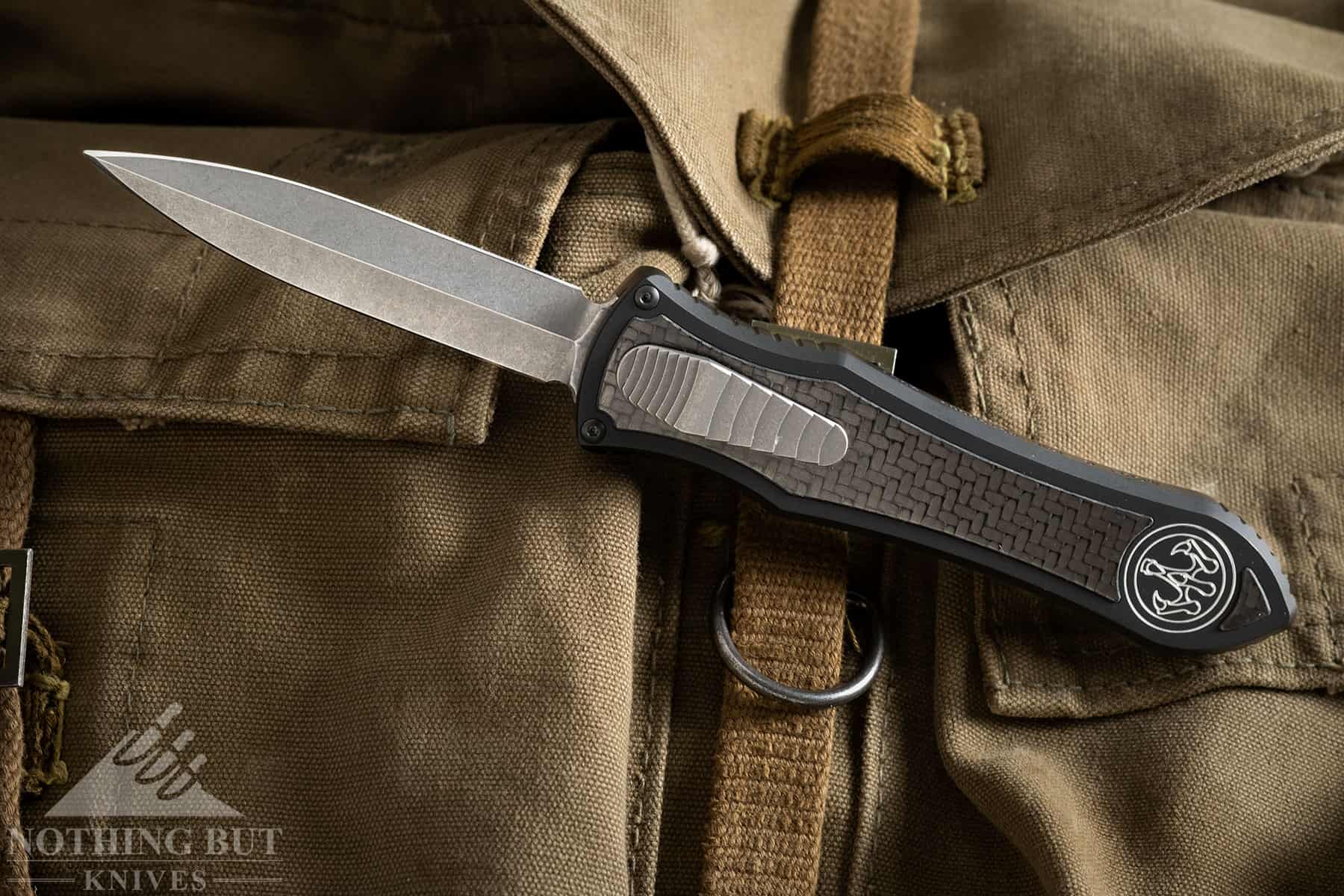 The Hawk Design Deadlock is a much more expensive American made OTF alternative to the Kershaw Livewire. 