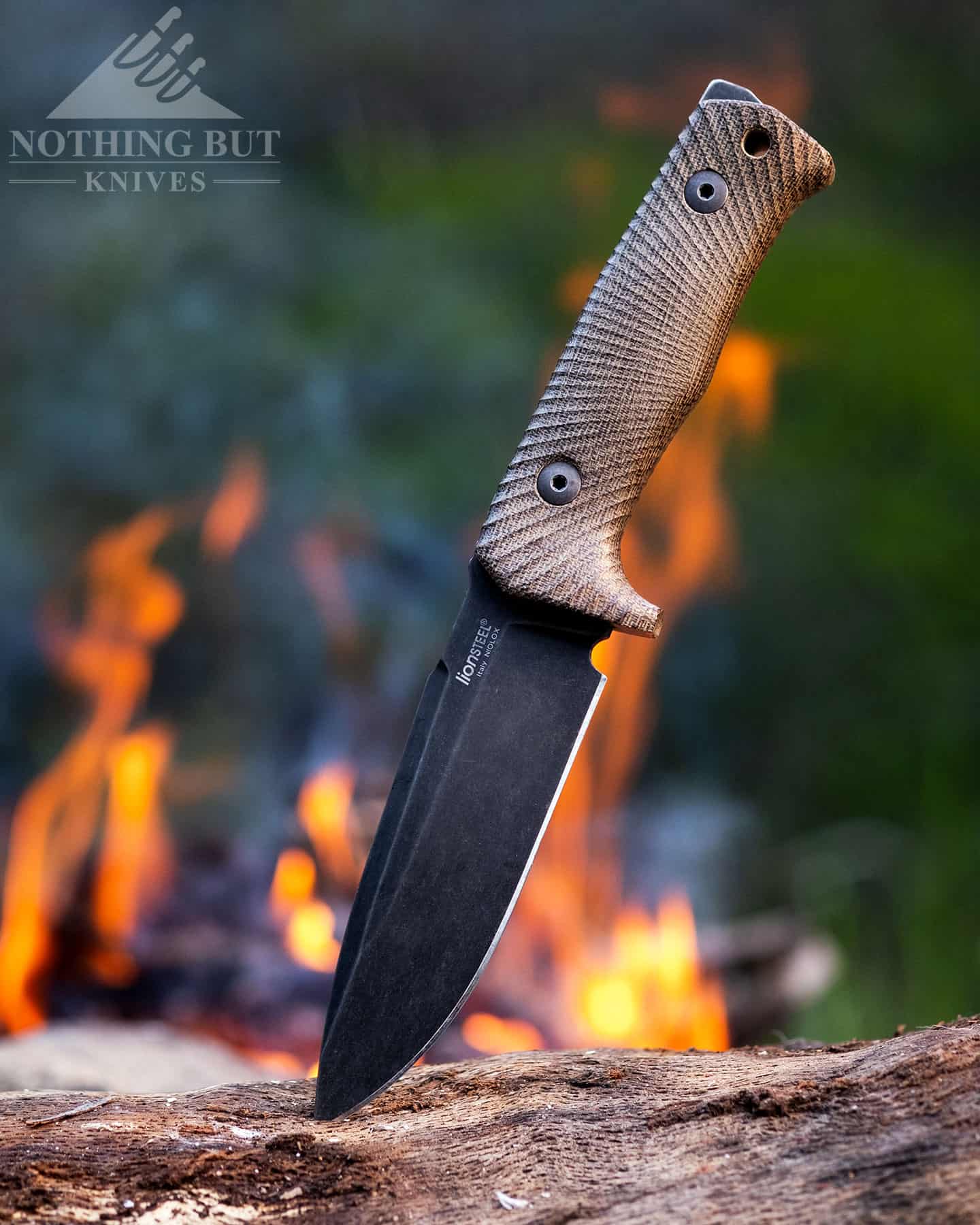 LionSteel did some nice work on the niolox steel of the T5, and the single-piece-Micarta handle is a welcome innovation.