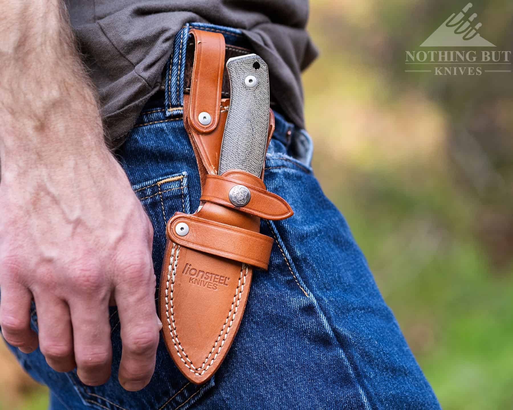 Lionsteel M2M Review - Image 17 The Lionsteel M2M can be carried in a variety of ways.