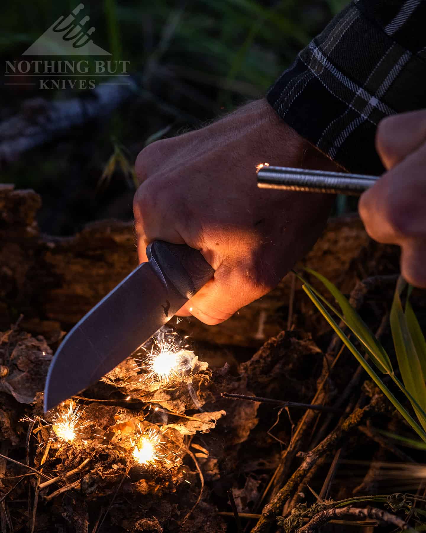 Reiff F4 Review - Image 9 Throwing spark with a ferro rod and the F4.