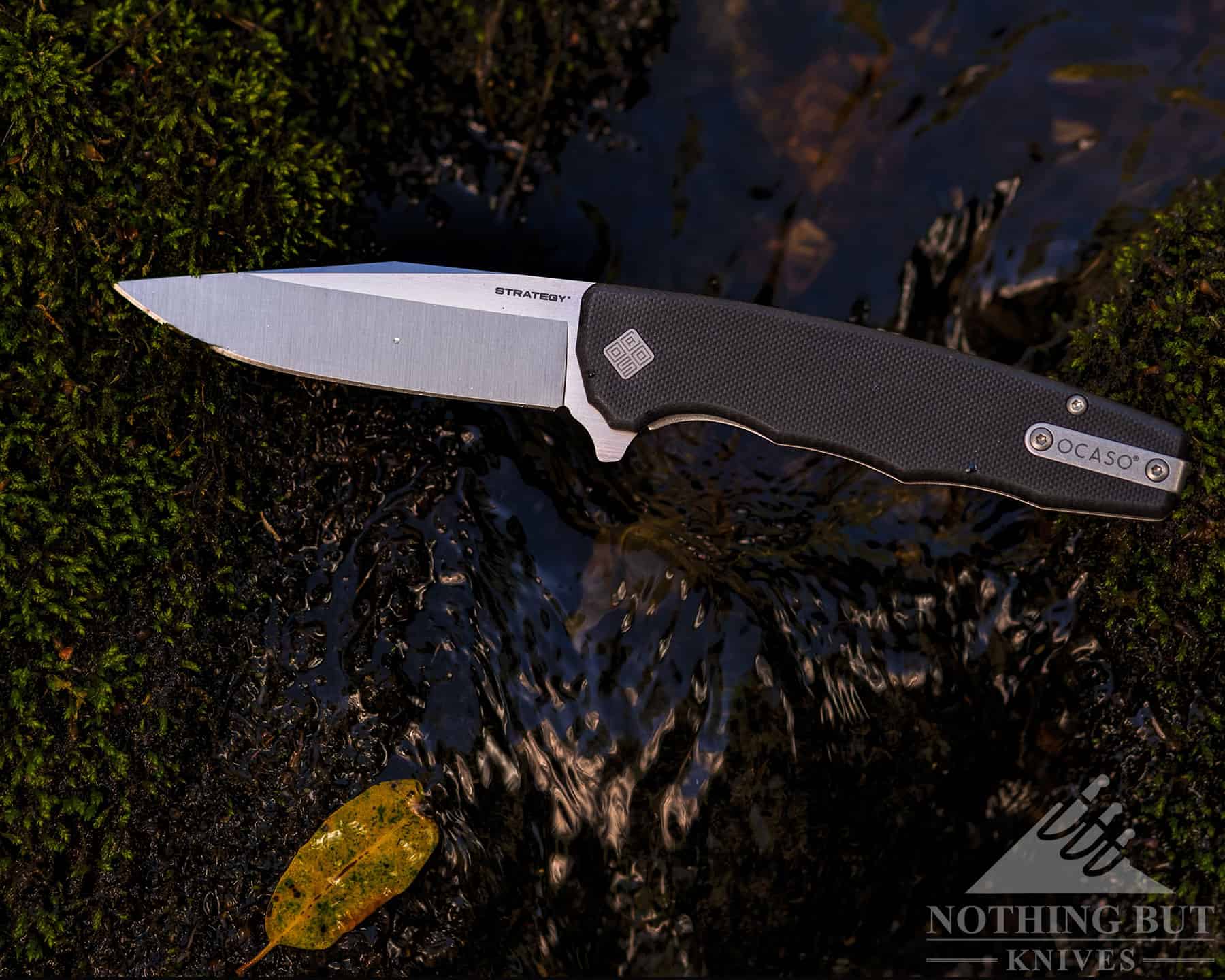The Strategy is available with aluminum, G10 or carbon fiber (pictured here) handle scales.
