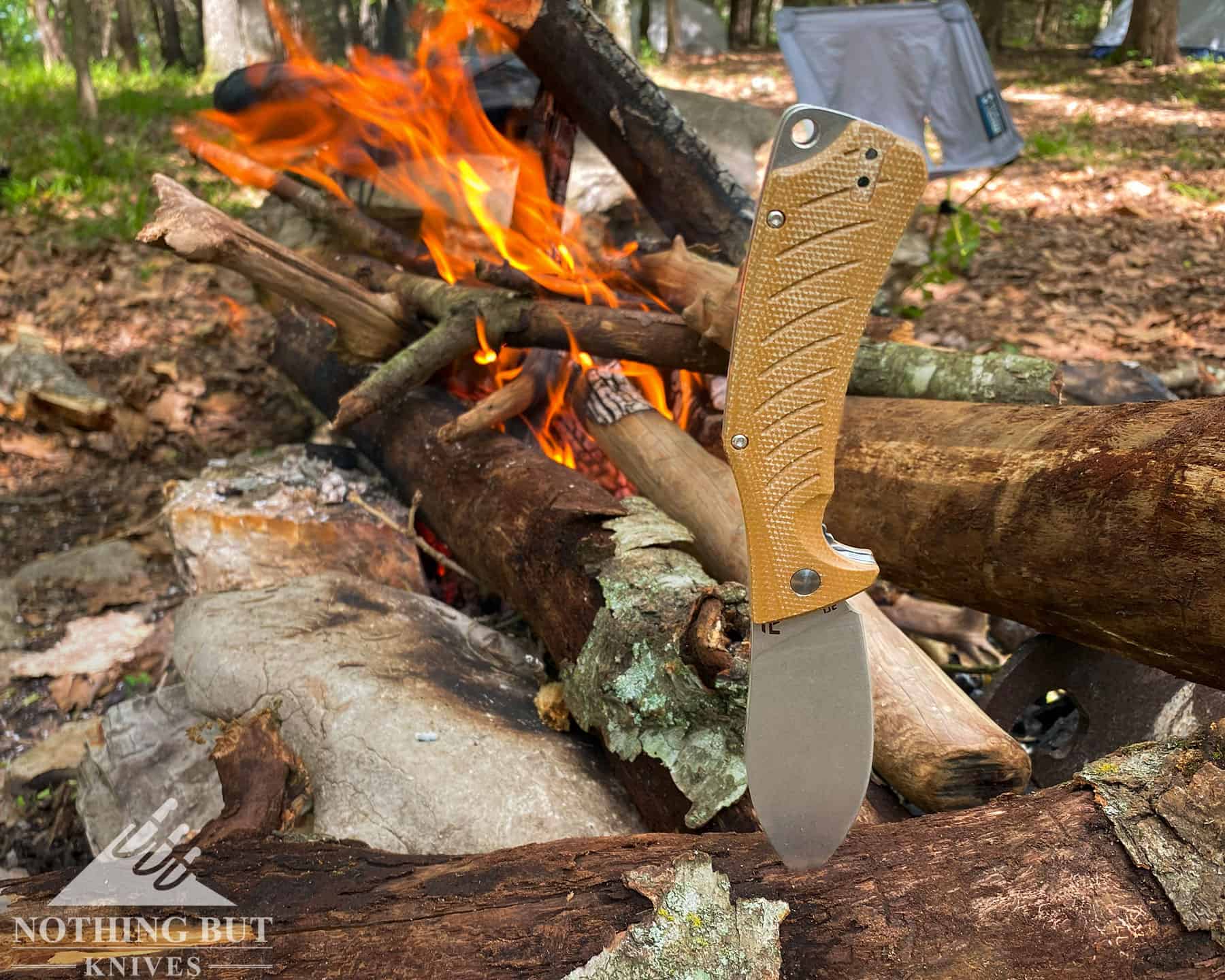 The wide leaf-shaped blade would be a solid edition to a hunting camp.