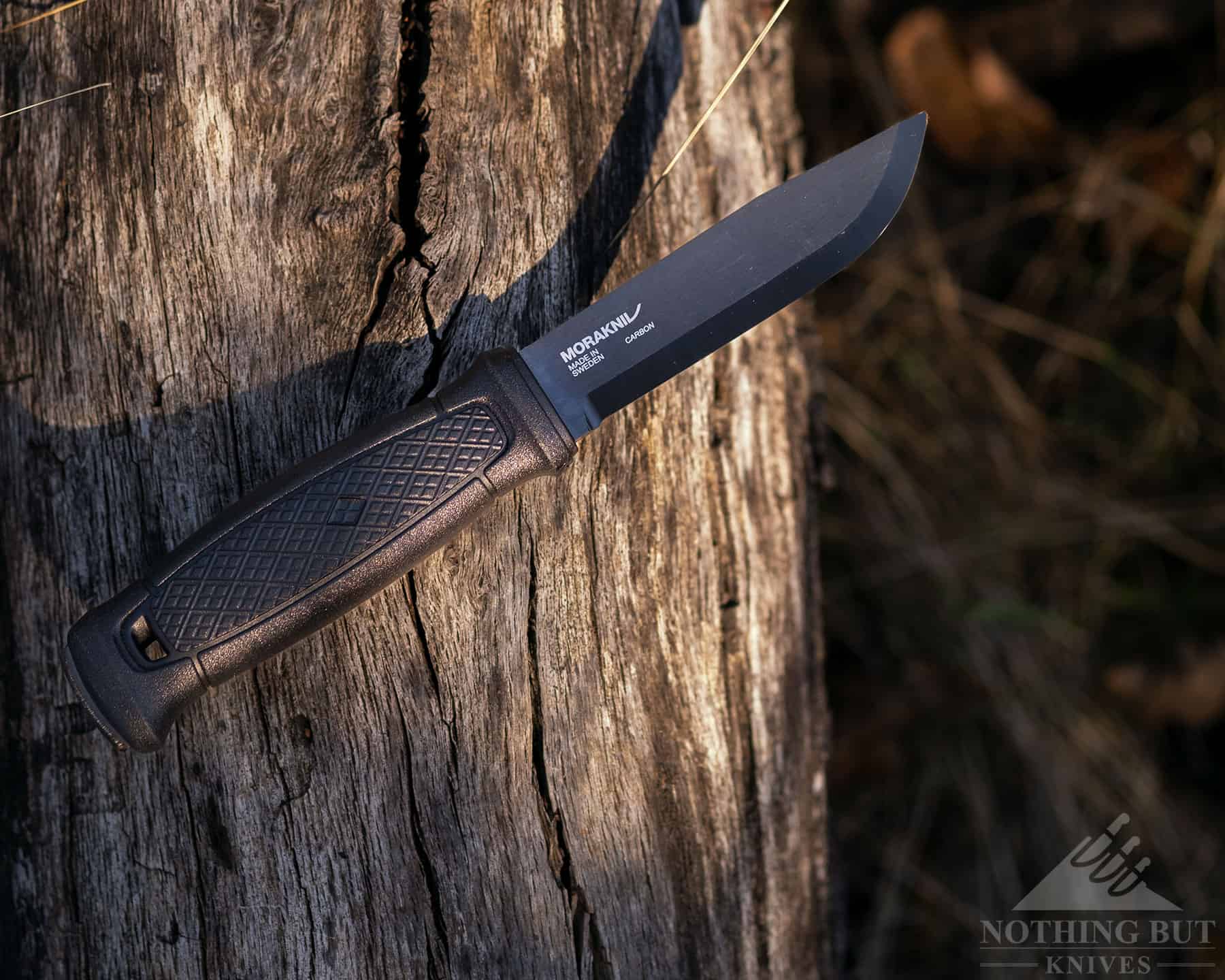 Morakniv Garberg Review - Image 4 The Garberg 's scandi grind catching the sunset light.