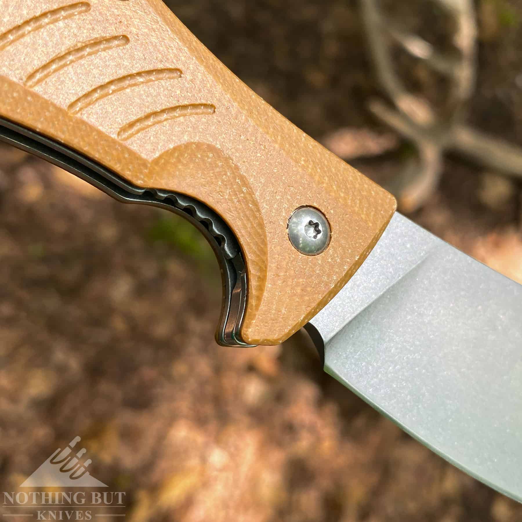 Revo Knives Ness Review - Image 5 The pivot on the Ness is smooth, but not lightning fast.