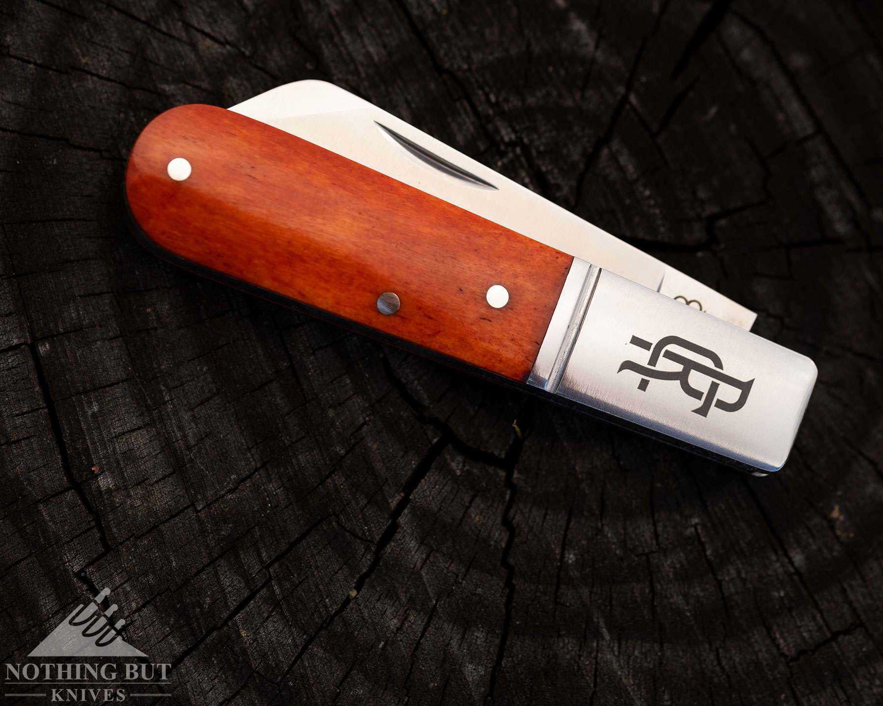 RoseCraft Blades is a new knife company that is growing quickly. 