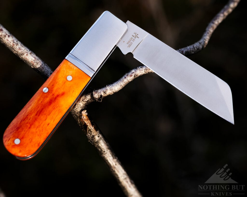 The point of the Beaver Creek Barlow blade has a small swedge that provides a break,
