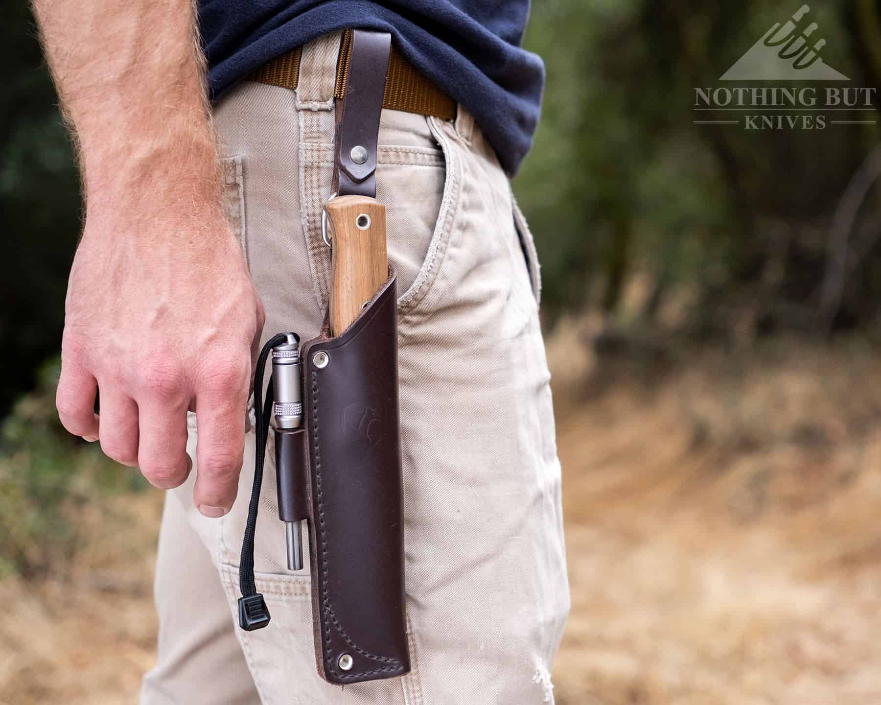 Bushcraft Knife Sheath with a Ferro Rod holder