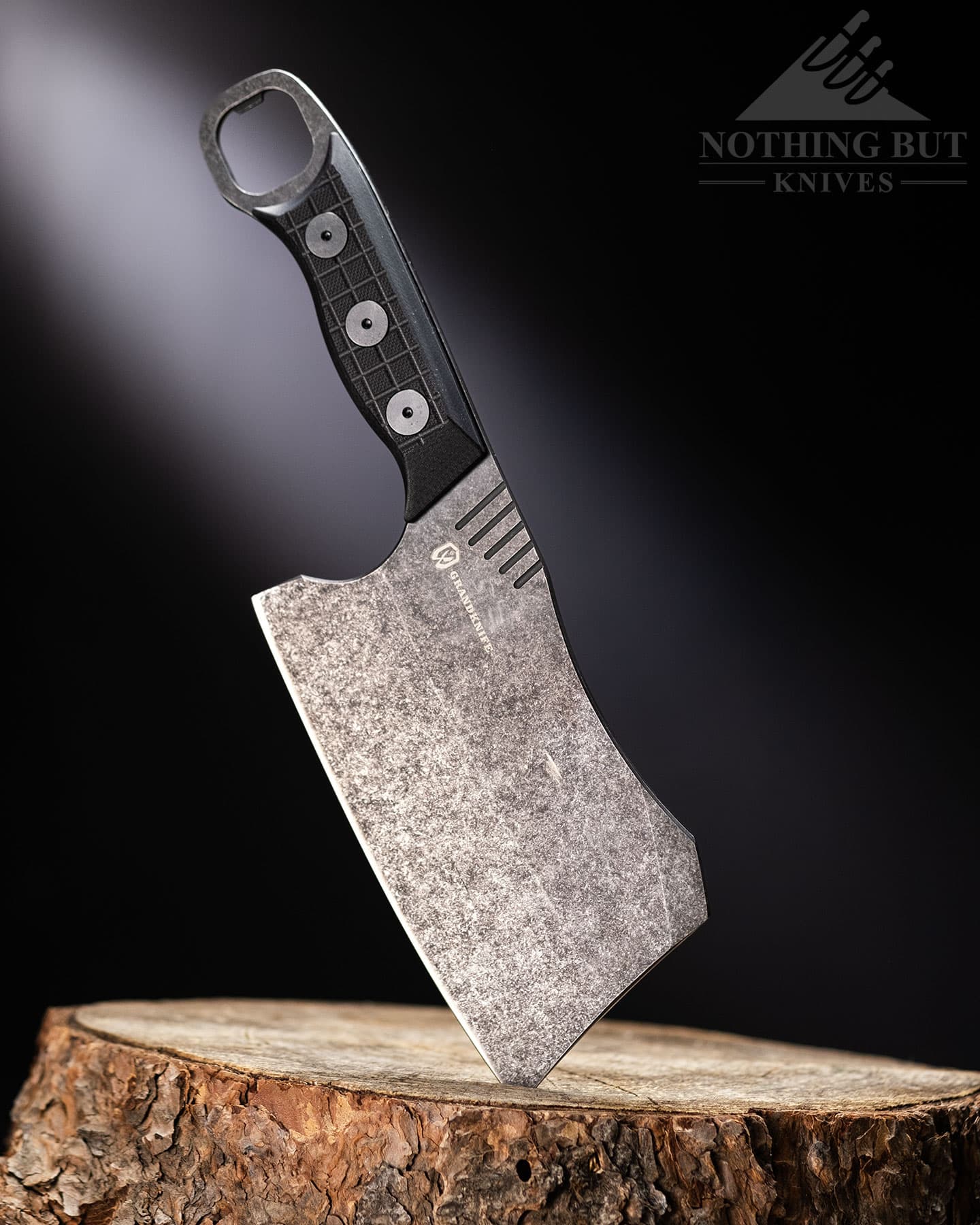 Testing out the Vosteed Minibarbar camping cleaver indoors and outdoors.