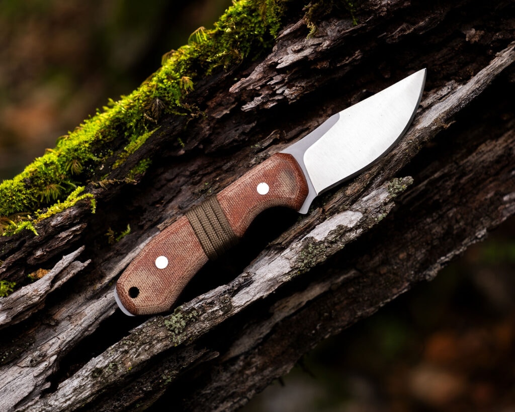 This great compact fixed blade from Condor is a good choice for EDC. 