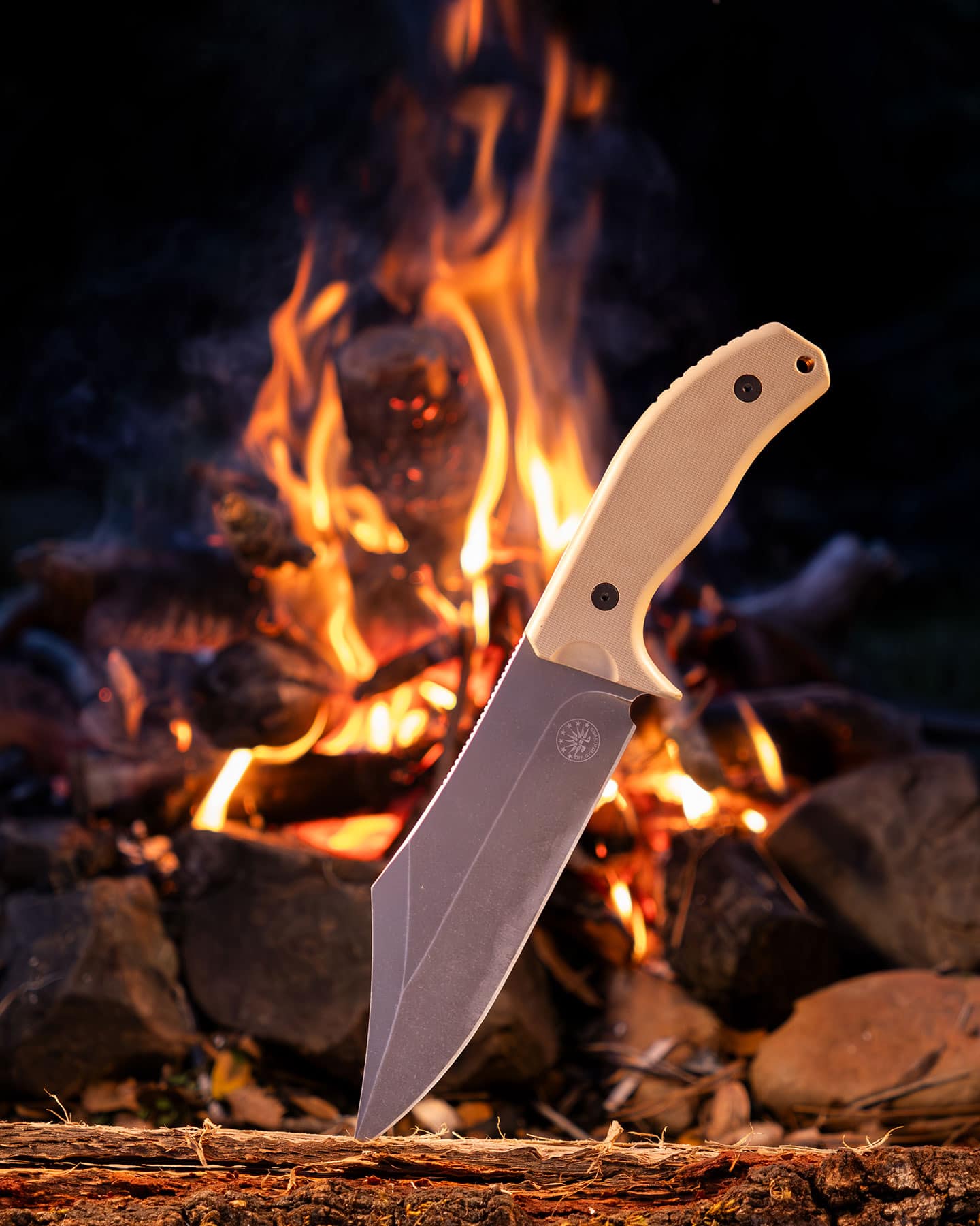 The best knife for feuding with the family from the next holler award goes to the Off-Grid XXL Caiman Bowie.